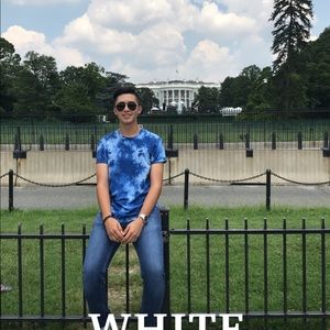 Meet your Posher, Jesus